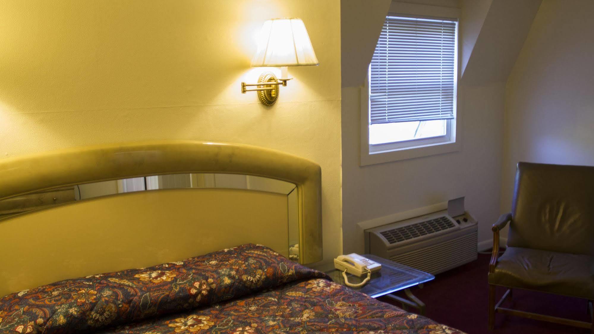 Countryside Motel Fishkill Bagian luar foto